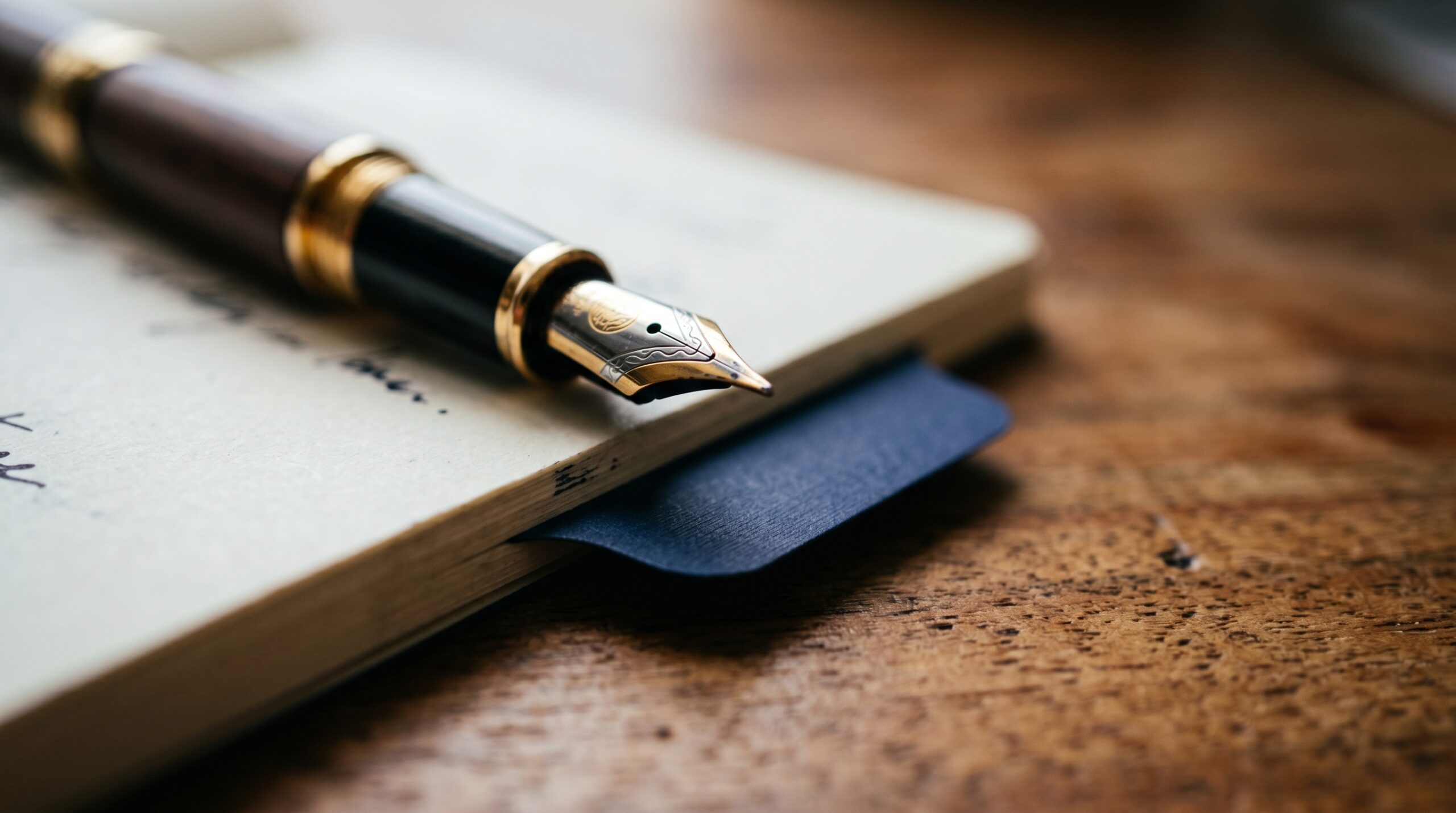Detailed analysis of mailchimp vs constant contact